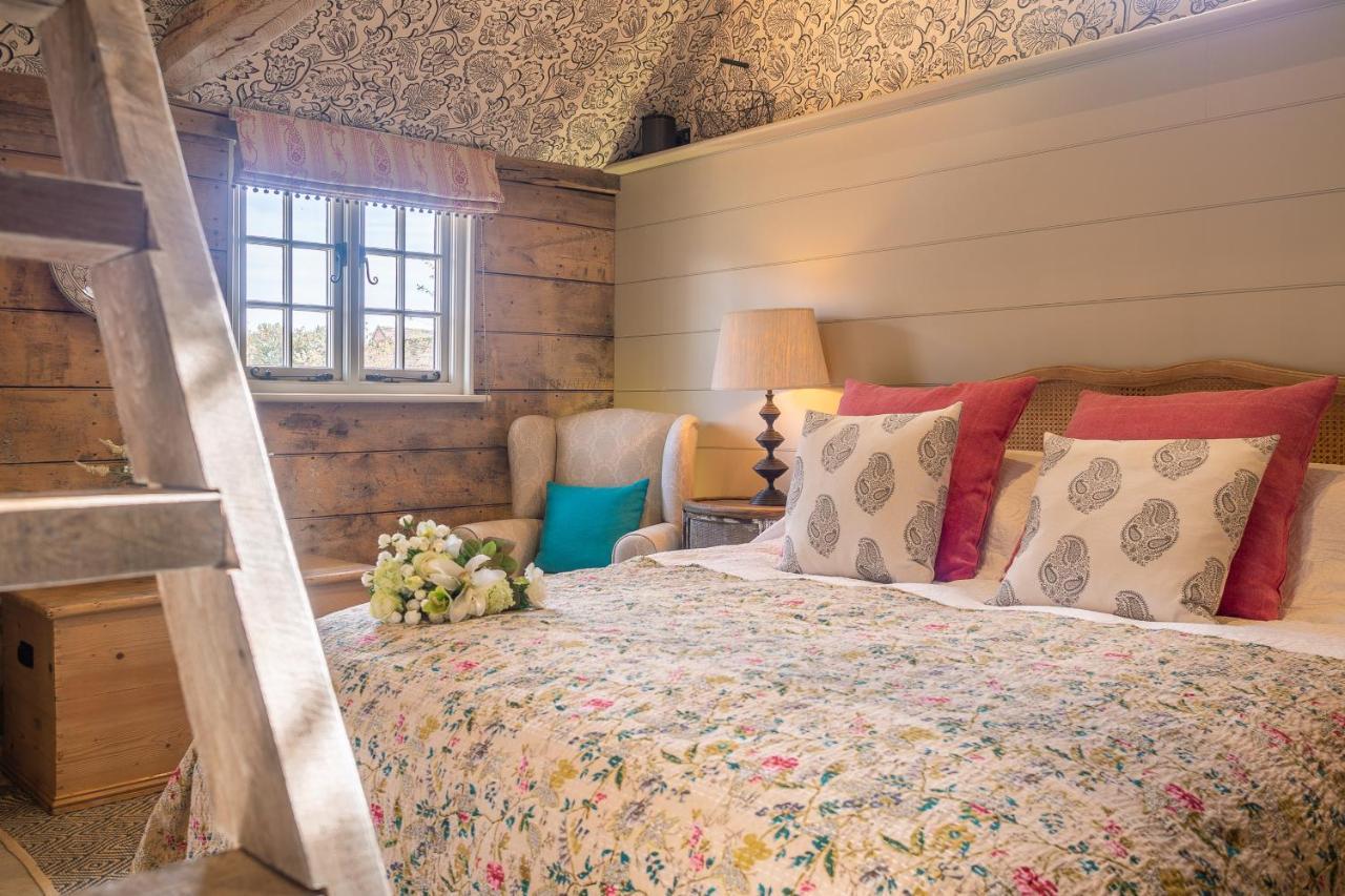 Romantic Cottage In Pretty Village With Great Pubs - Stoke Cartlodge Colchester Buitenkant foto
