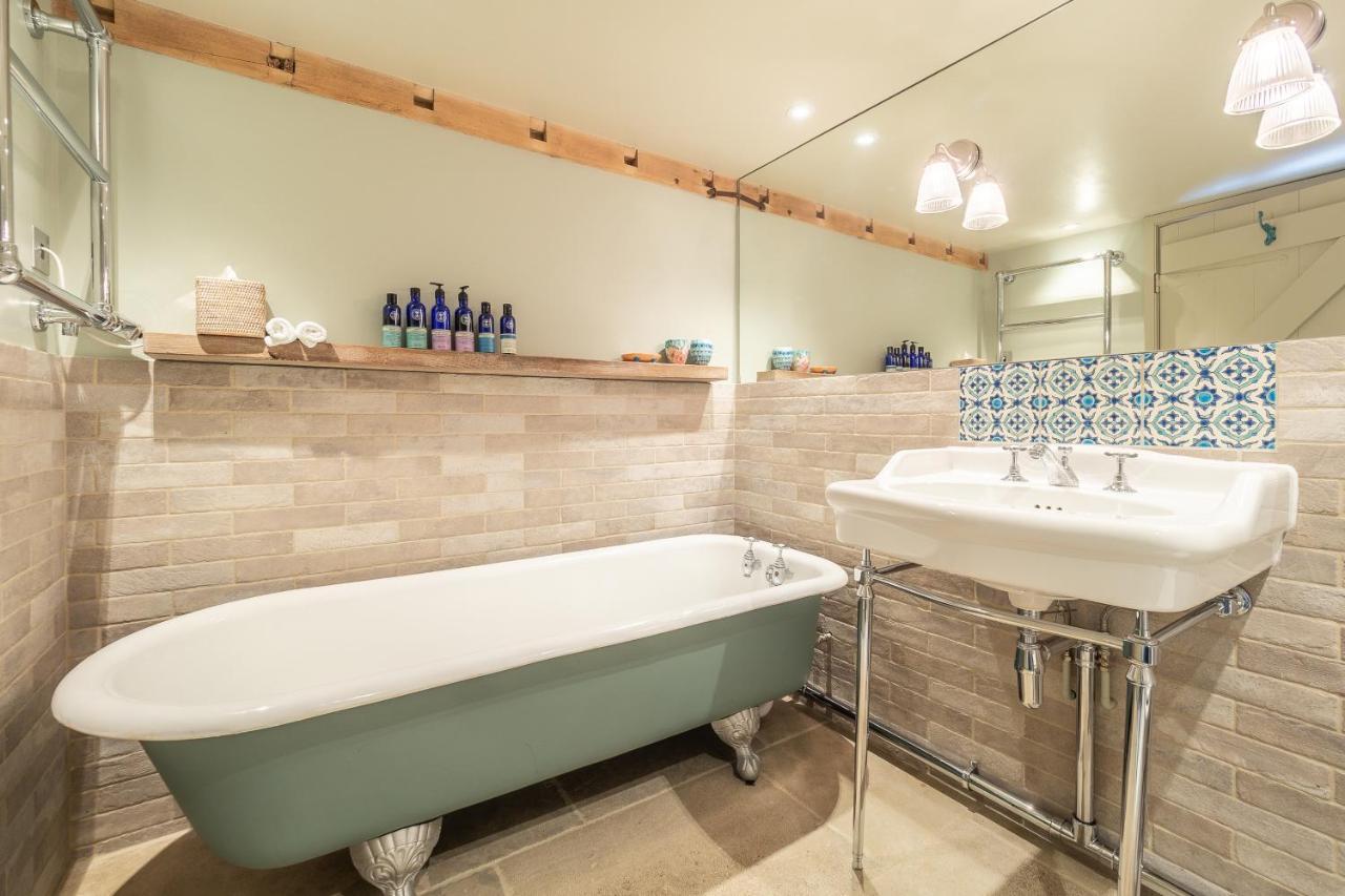 Romantic Cottage In Pretty Village With Great Pubs - Stoke Cartlodge Colchester Buitenkant foto