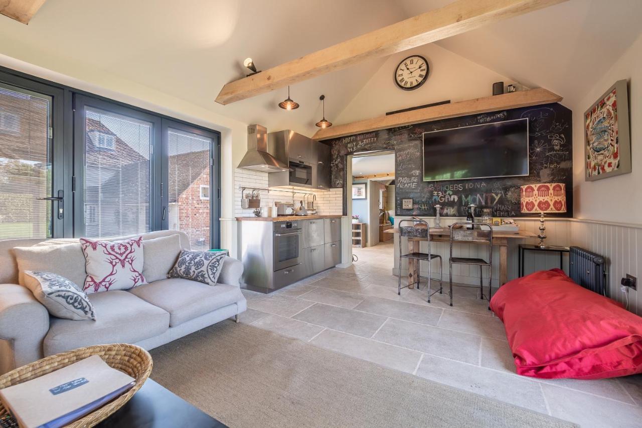 Romantic Cottage In Pretty Village With Great Pubs - Stoke Cartlodge Colchester Buitenkant foto