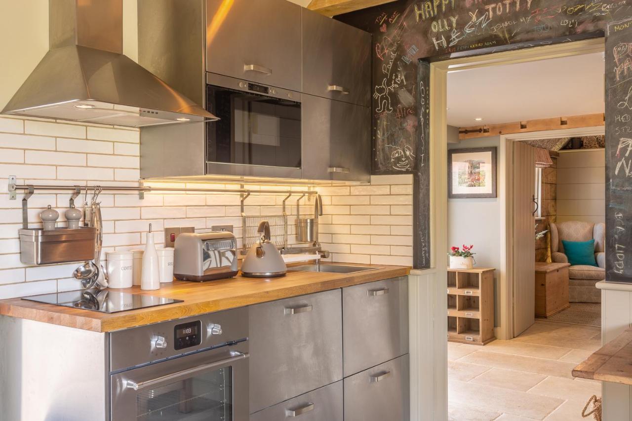 Romantic Cottage In Pretty Village With Great Pubs - Stoke Cartlodge Colchester Buitenkant foto